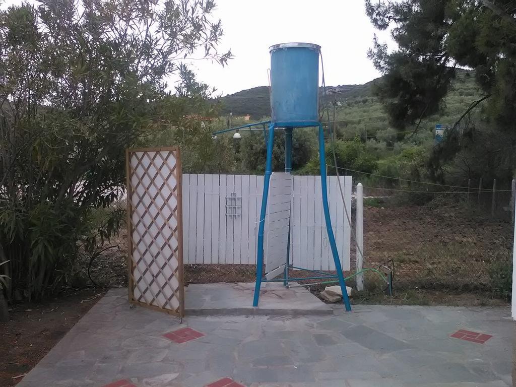House Kokkalas On The Beach Pyrgadikia Esterno foto